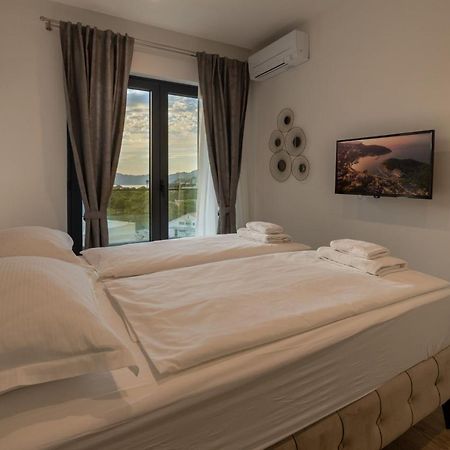 Libero Amfora Makarska Exterior foto
